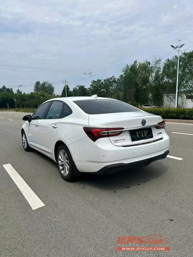 枣庄20年别克威朗8