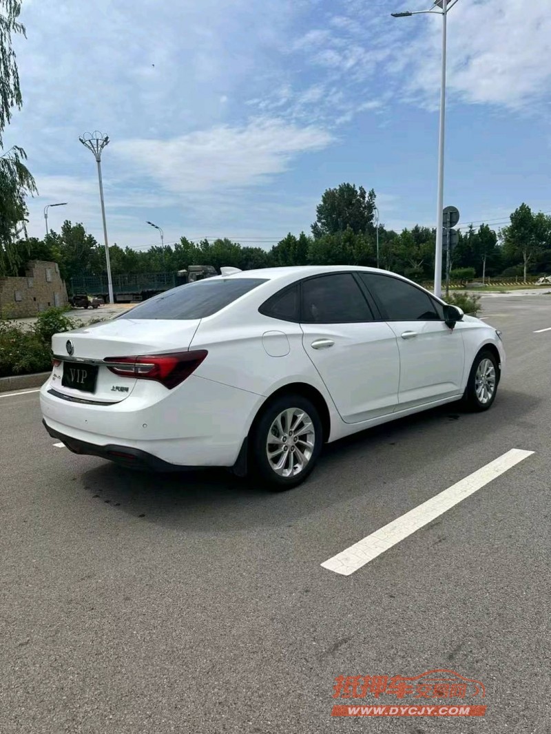 枣庄20年别克威朗9