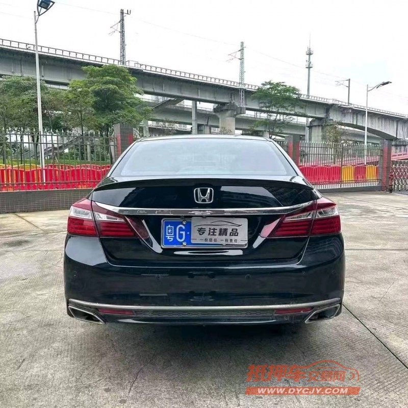 广州16年本田雅阁9