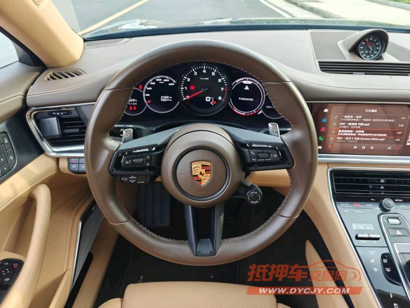 东莞22年保时捷帕拉梅拉4