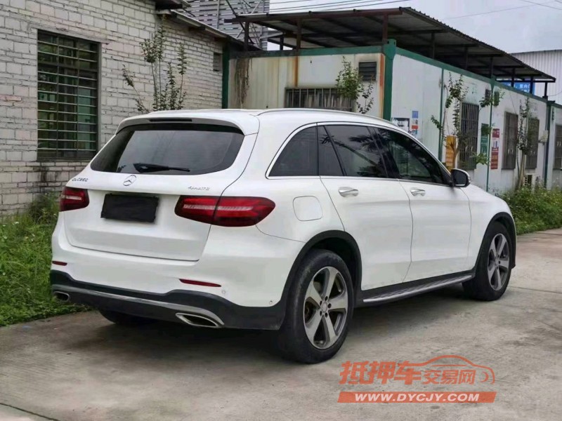 广州17年奔驰GLC7