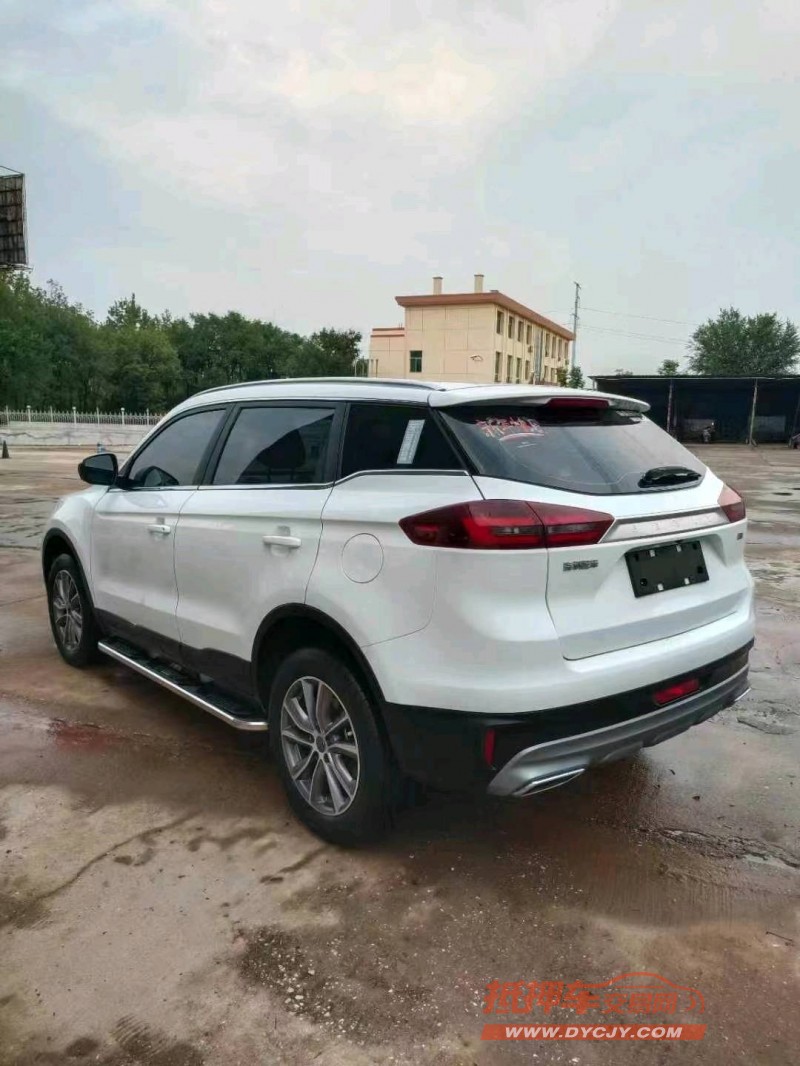 潍坊20年吉利博越7