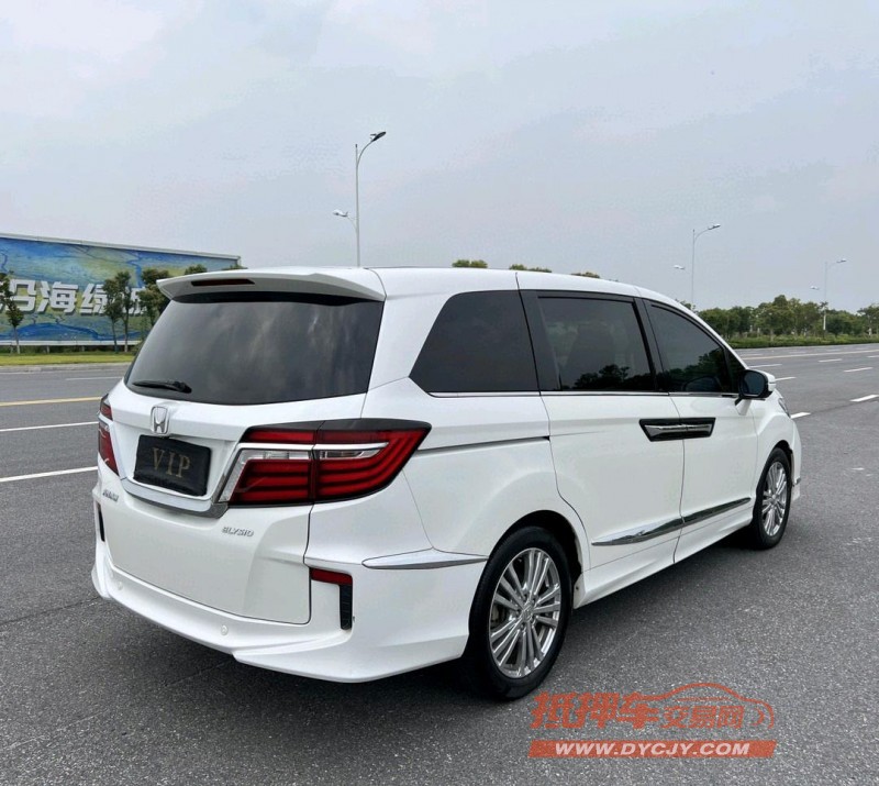 盐城16年本田艾力绅8