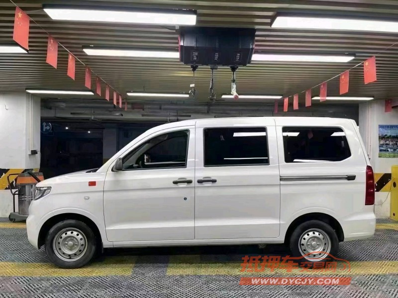 成都22年五菱汽車宏光3