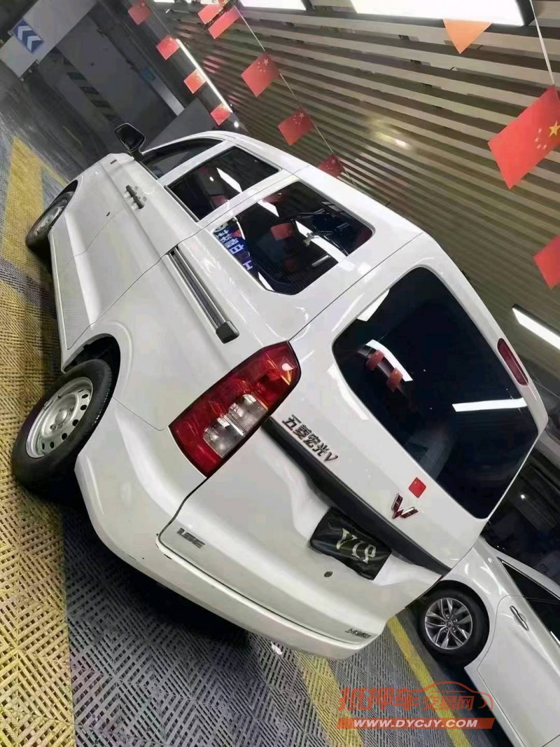 成都22年五菱汽車宏光4
