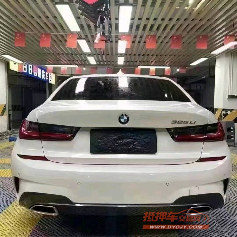 成都22年宝马3系5