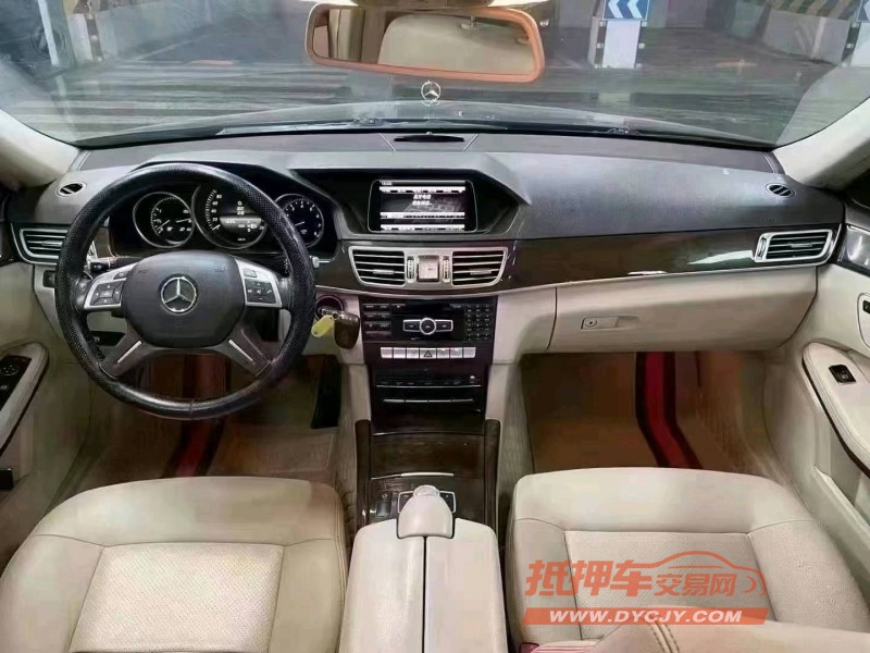 成都14年奔驰E9
