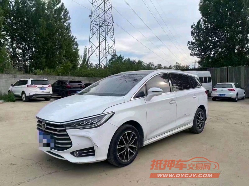 枣庄18年比亚迪宋MAX2