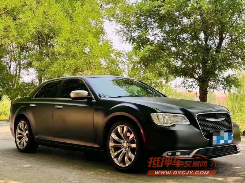 青岛17年克莱斯勒300C3