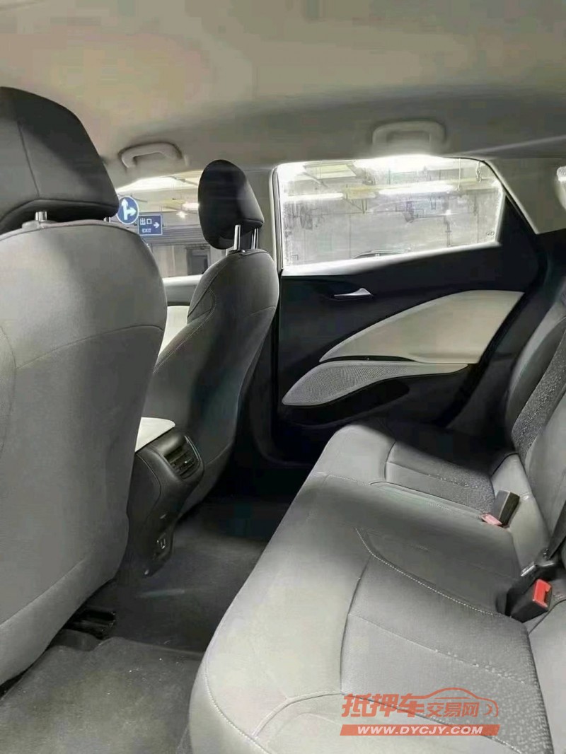 成都22年别克微蓝8