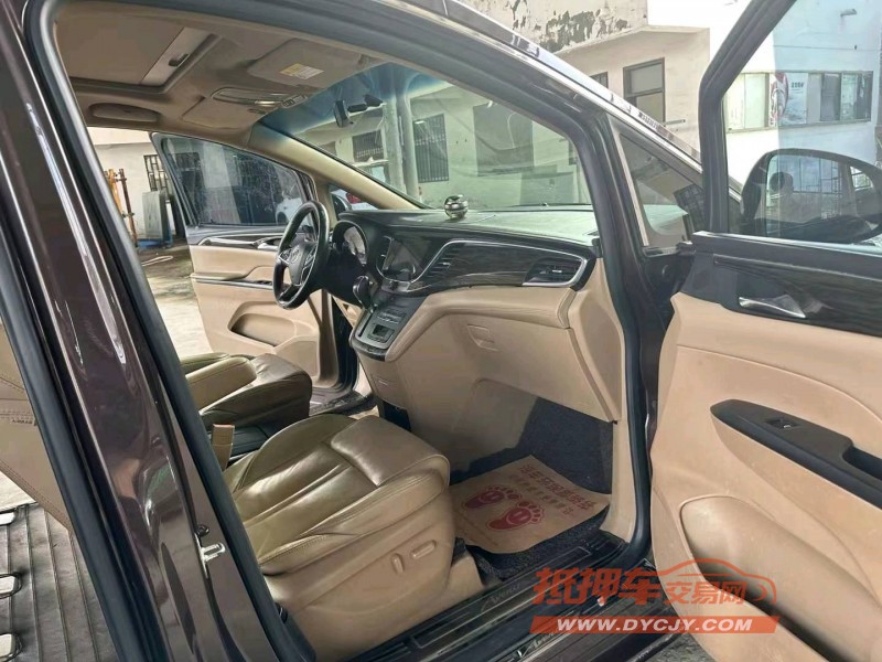 徐州17年别克GL86