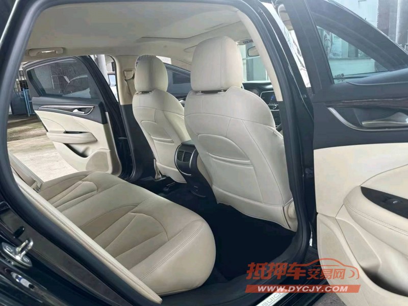 徐州20年别克君越7