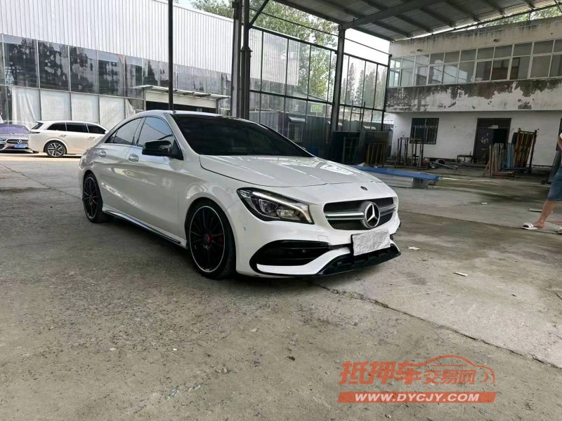 徐州19年奔驰CLA3