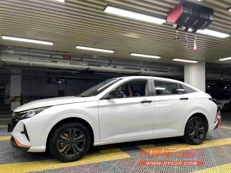 成都22年东风奕炫3