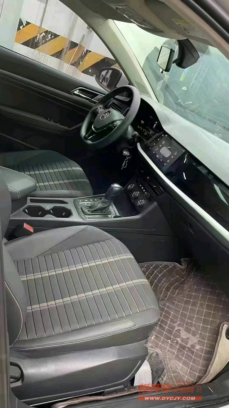 成都22年大众朗逸7