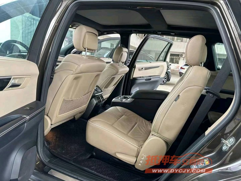徐州14年奔驰R8
