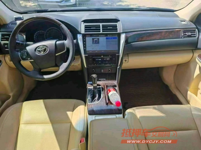 保定16年丰田凯美瑞6