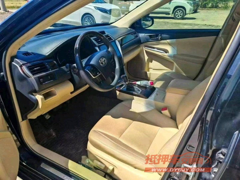 保定16年丰田凯美瑞8