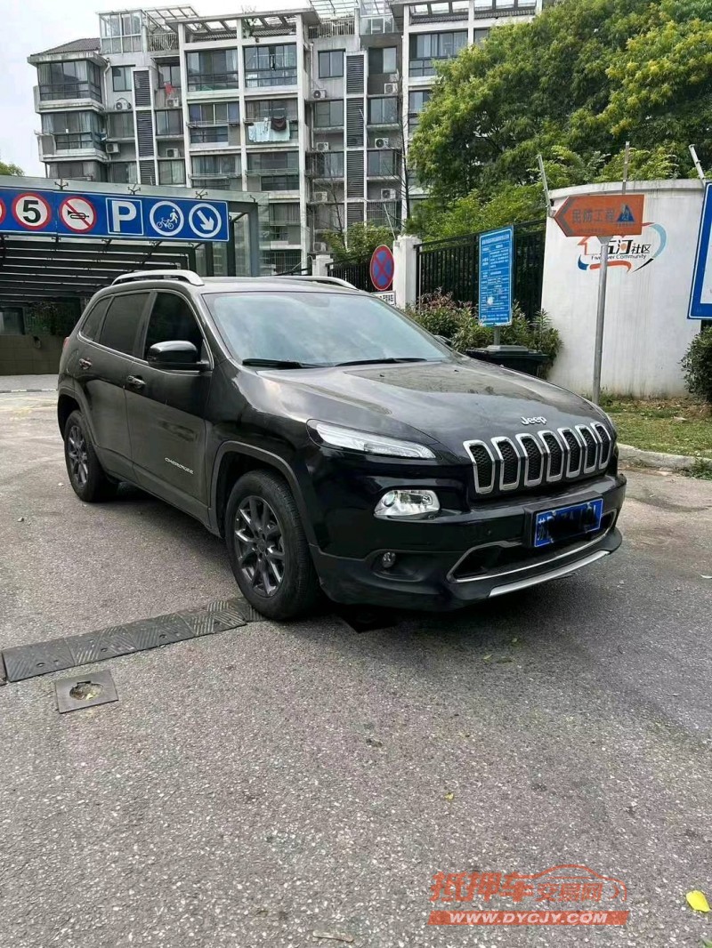安慶20年Jeep自由光2