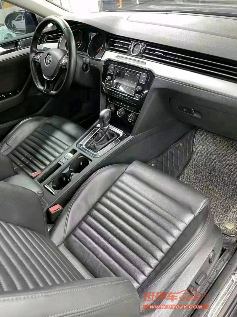 成都18年大众迈腾8