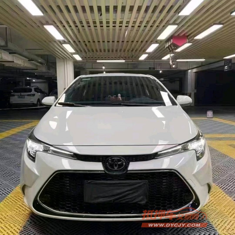 成都22年丰田雷凌1