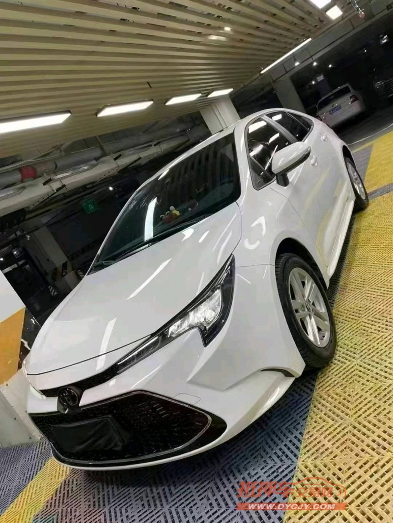 成都22年丰田雷凌2