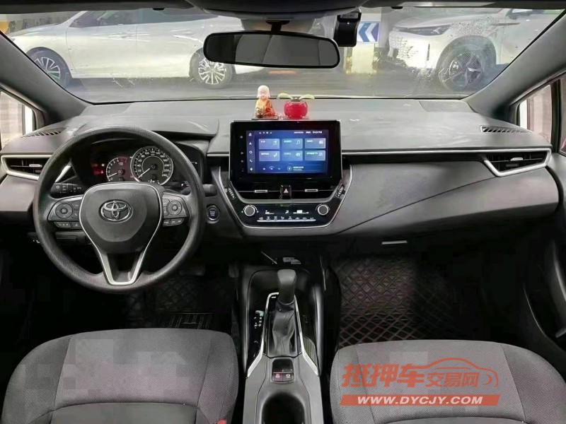 成都22年丰田雷凌9