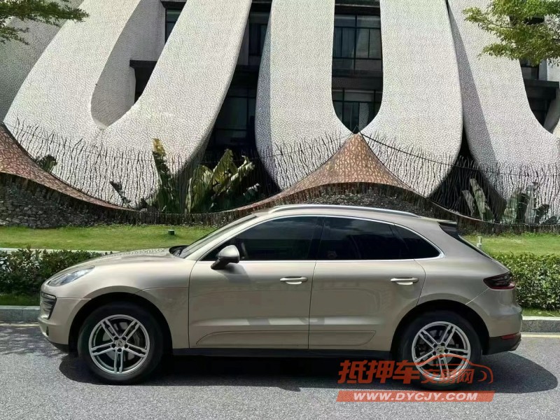 深圳14年保时捷Macan8