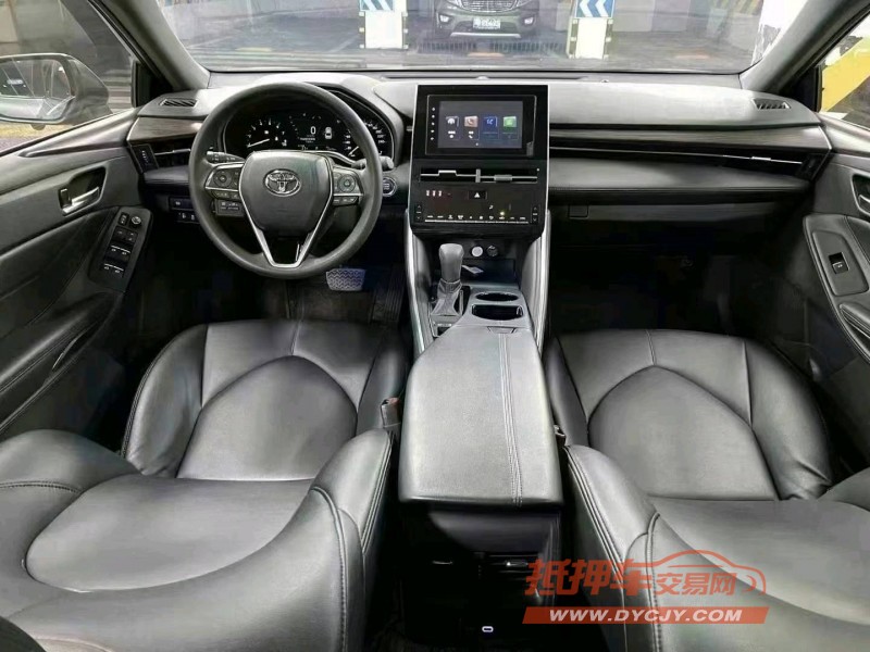 成都22年丰田亚洲龙9