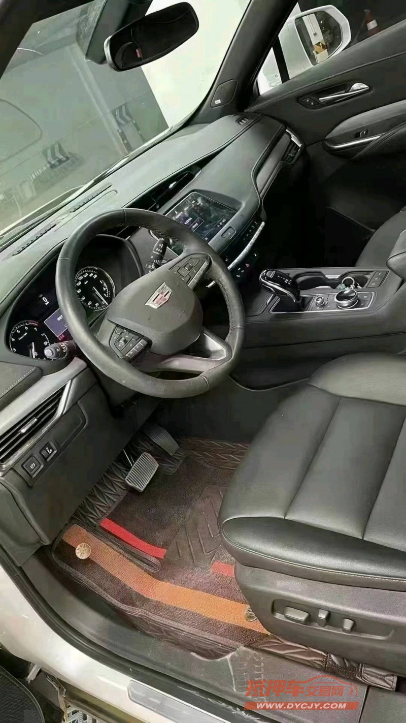 成都21年凯迪拉克XT46