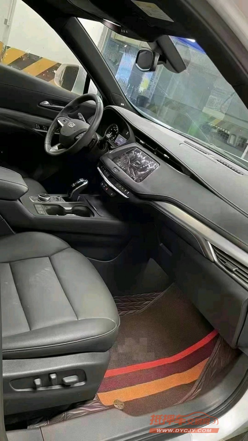 成都21年凯迪拉克XT47