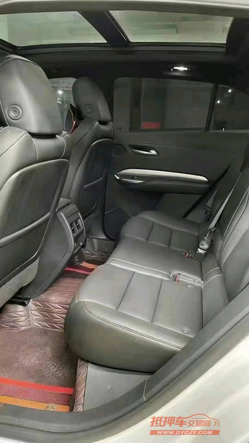 成都21年凯迪拉克XT49