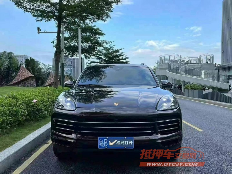 深圳18年保时捷卡宴1