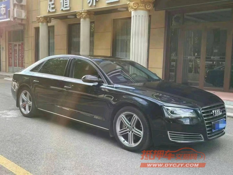 泰安13年奧迪A8L2