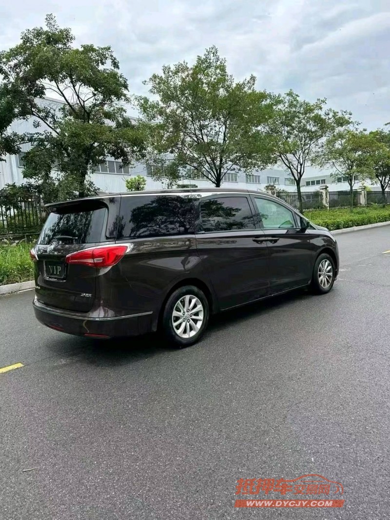 徐州19年别克GL84