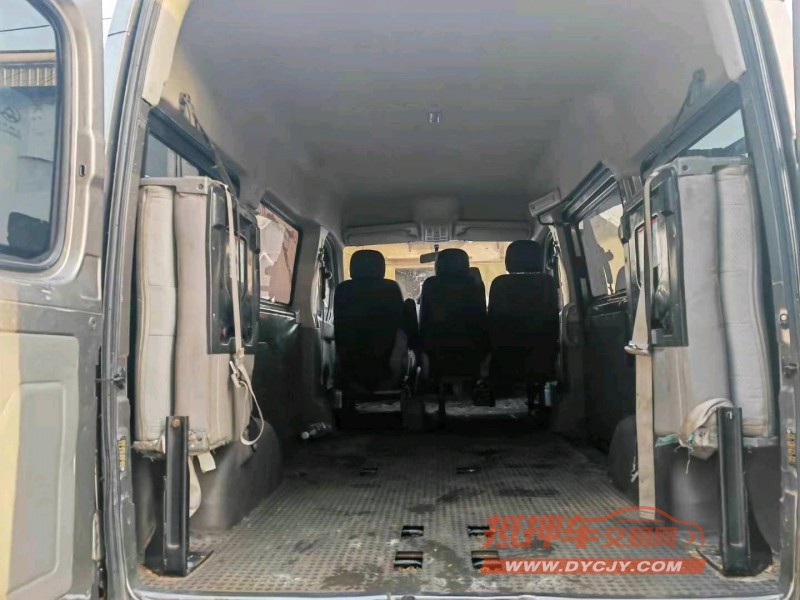 保定16年大通V806