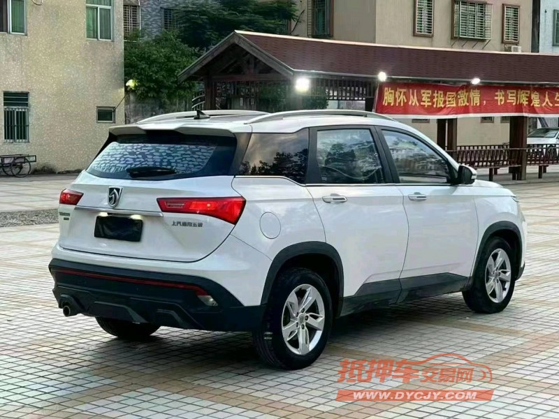 汕頭19年寶駿5305