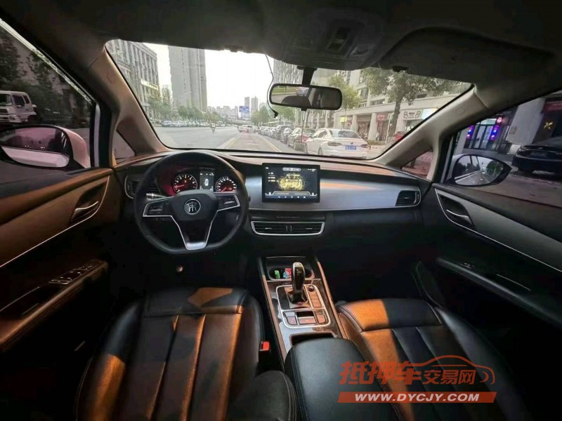 佛山20年比亚迪宋MAX5