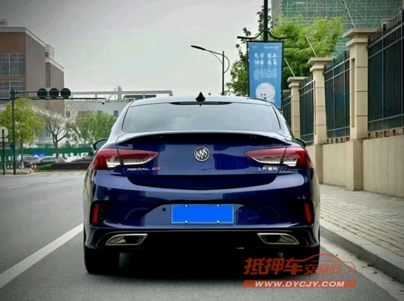 佛山21年别克君威2