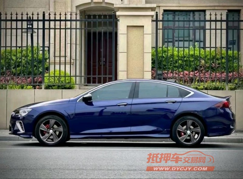 佛山21年别克君威5