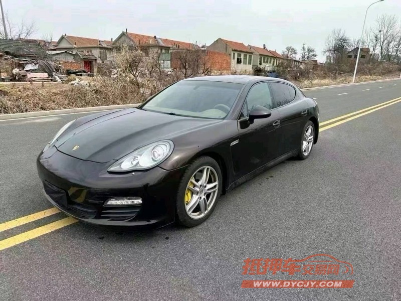潍坊11年保时捷帕拉梅拉6