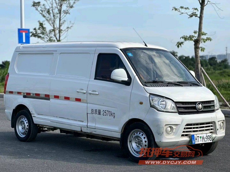 汕头21年福汽启腾M70EV2