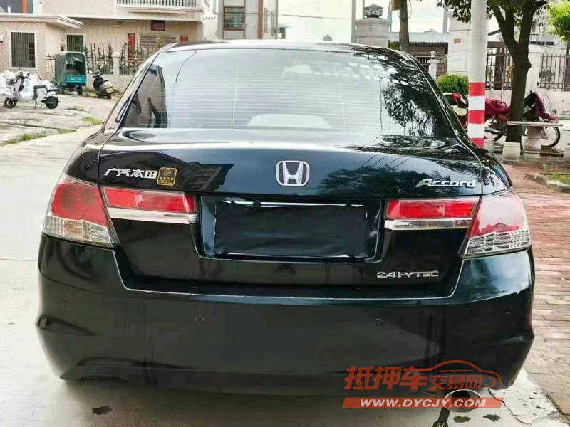 江门12年本田雅阁6