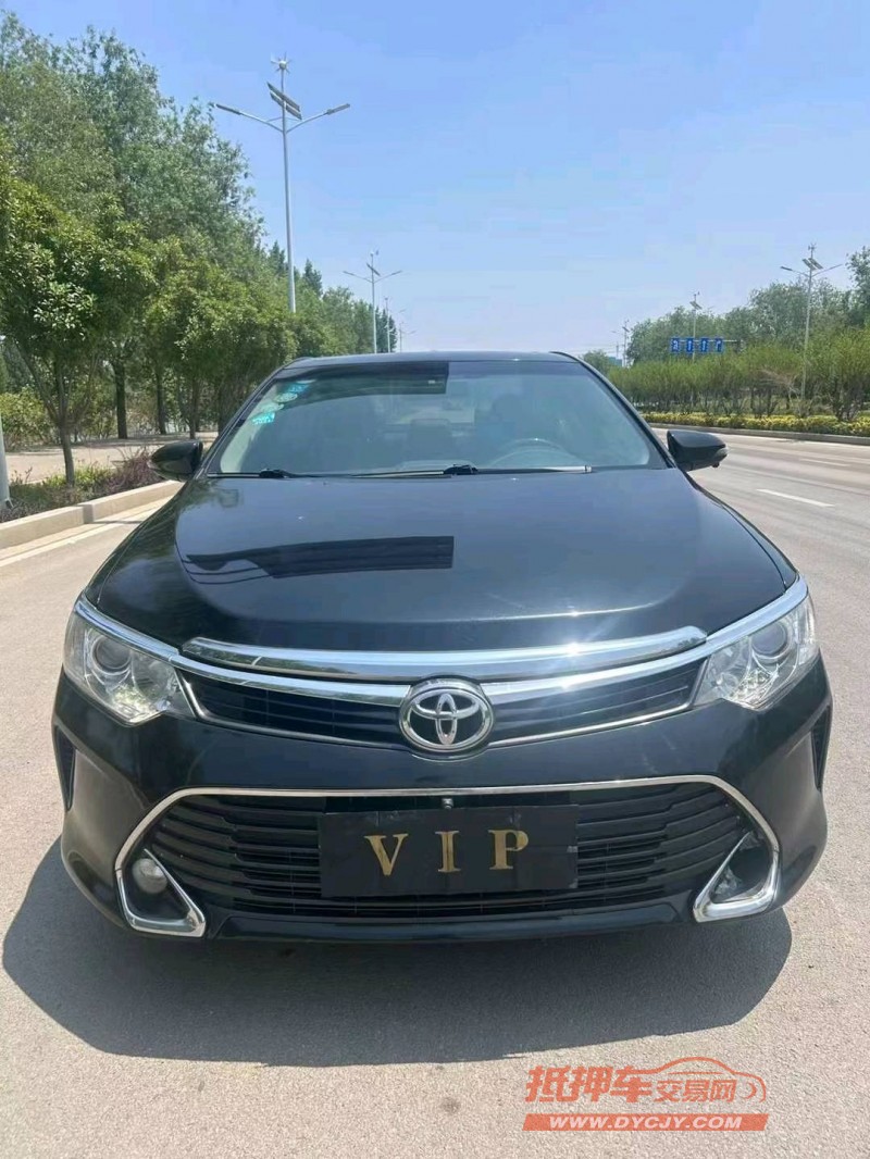 潍坊17年丰田凯美瑞1