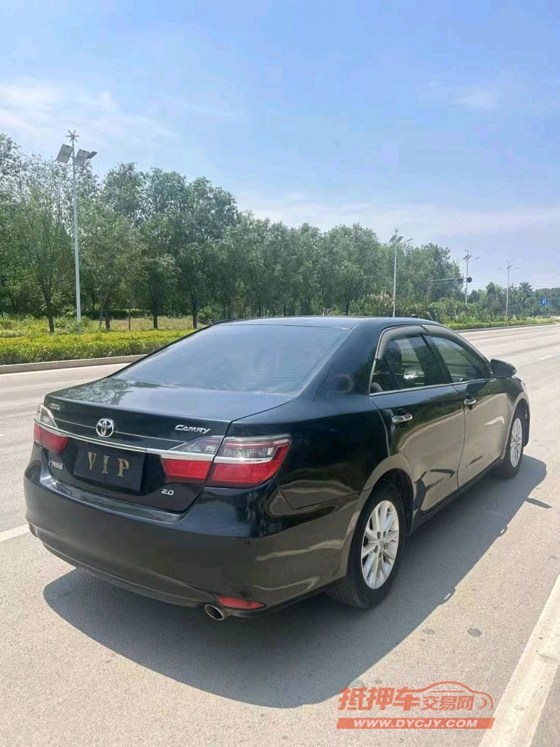 潍坊17年丰田凯美瑞8