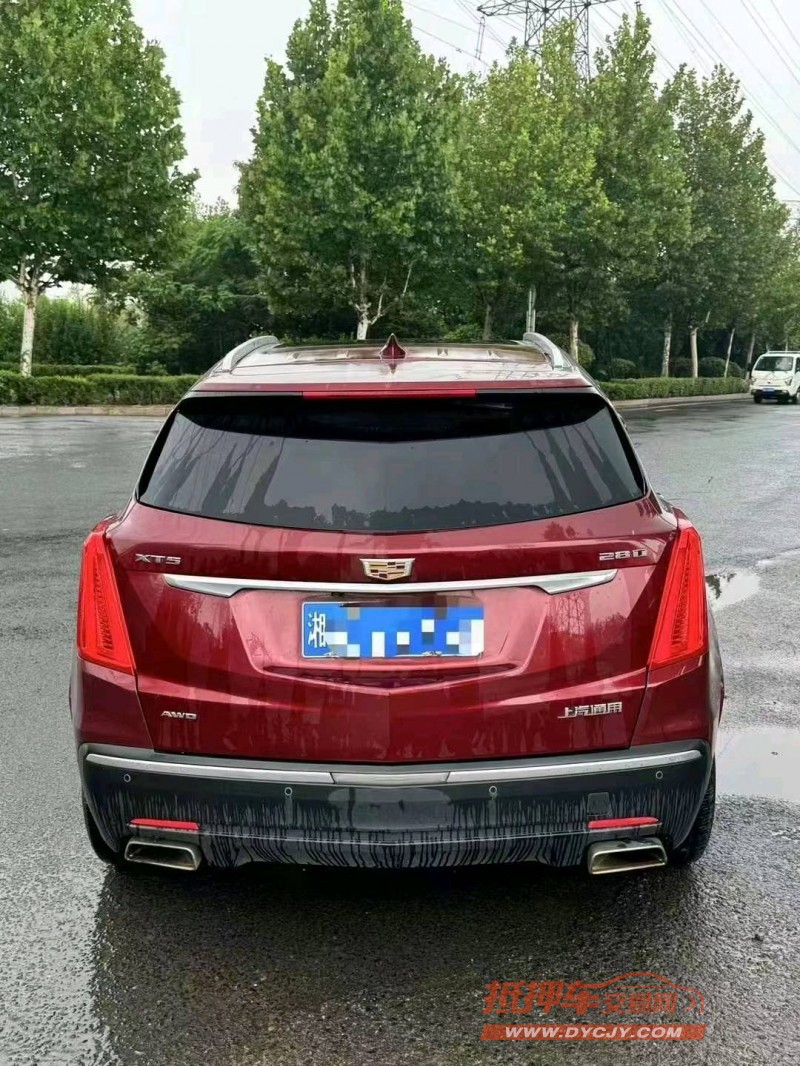 济宁17年凯迪拉克XT59