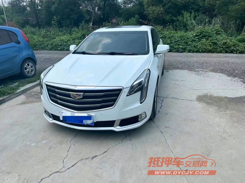 济宁19年凯迪拉克XTS3