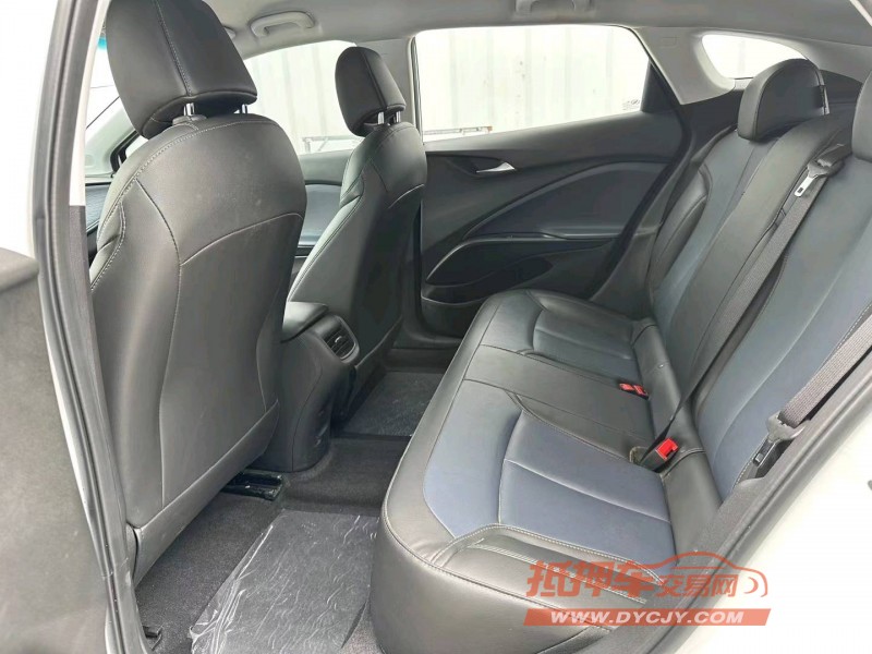 汕头23年别克微蓝6