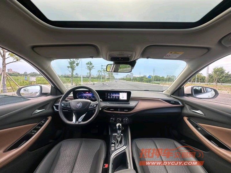 汕头22年别克威朗5