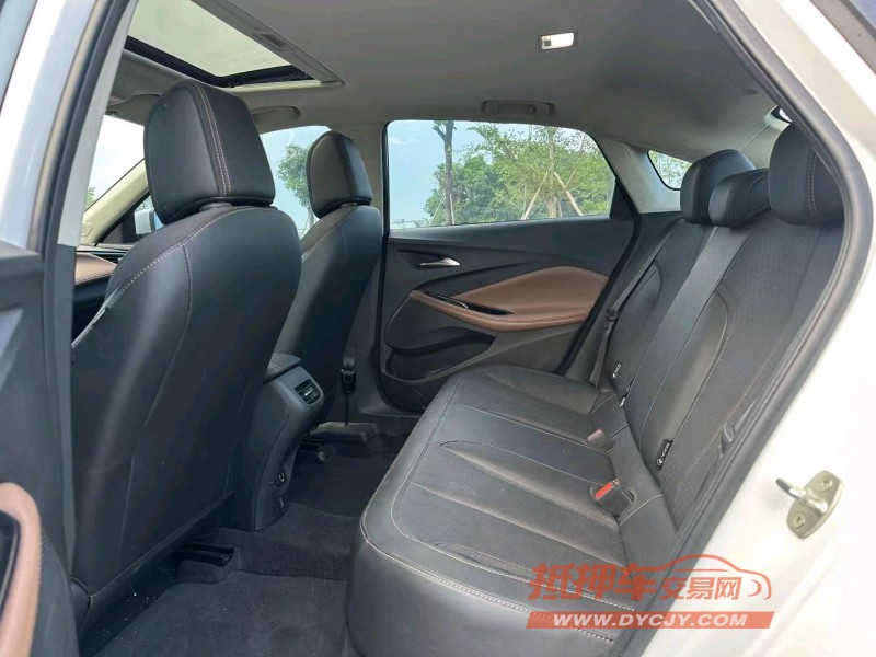 汕头22年别克威朗6